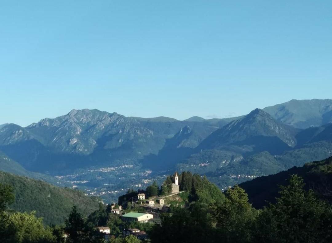 Mansarda Fra Monte E Lago Apartman Esino Lario Kültér fotó